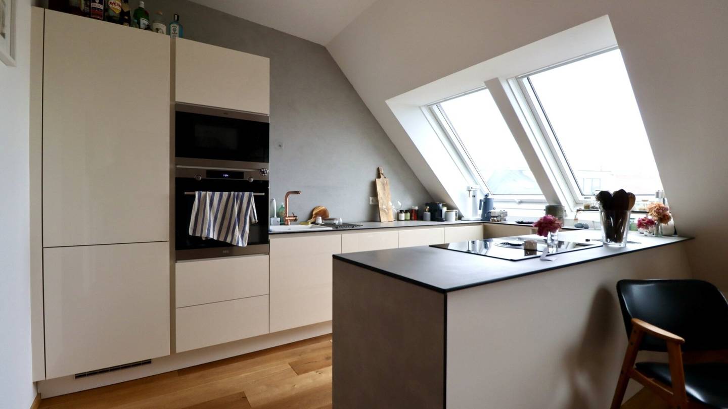 Top-floor maisonette with sunny terrace and green view | 108 m² living comfort above the roofs of Vienna