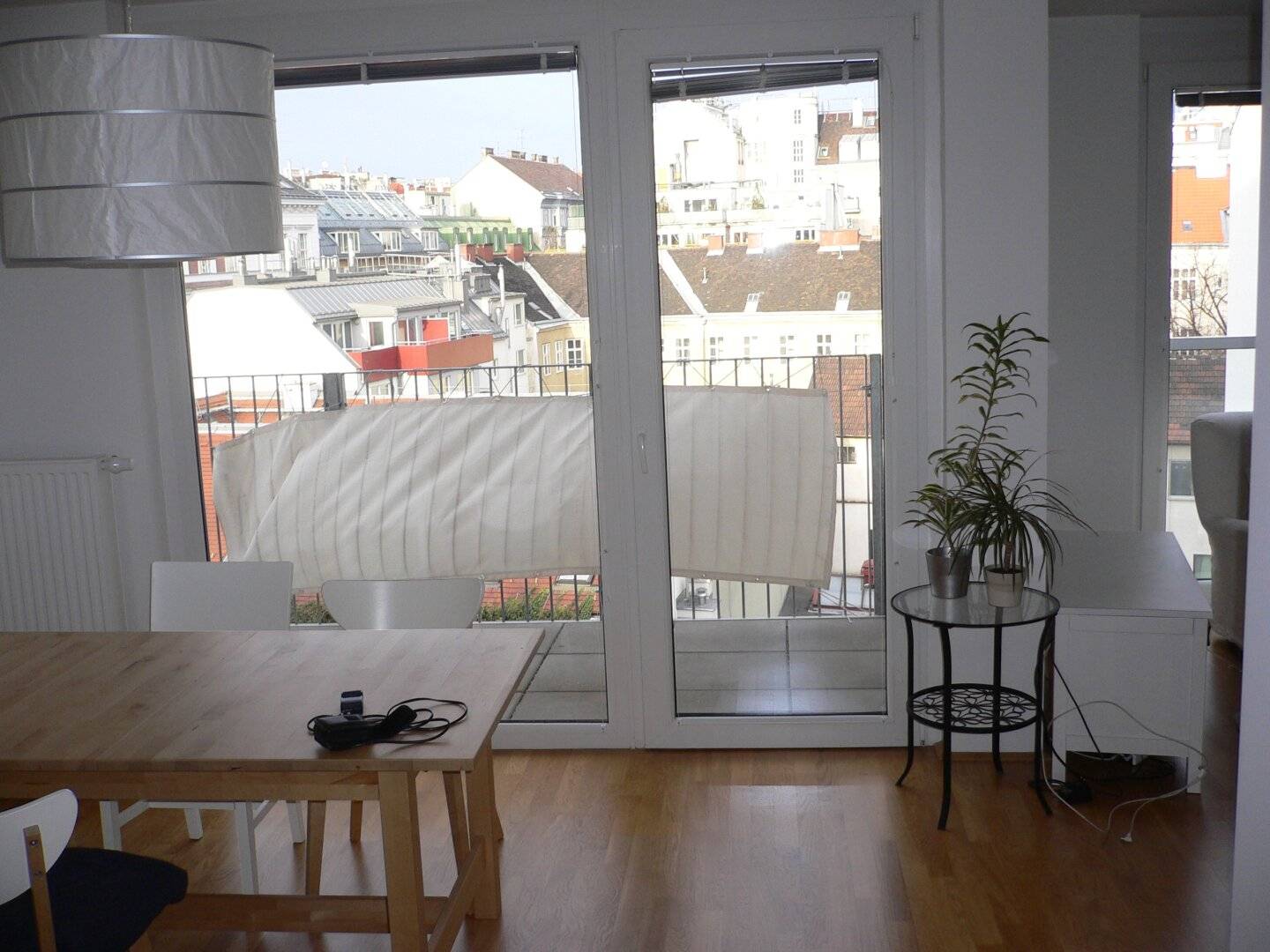 Wunderschöne 3 Zimmer DG Wohnung in Top Lage!