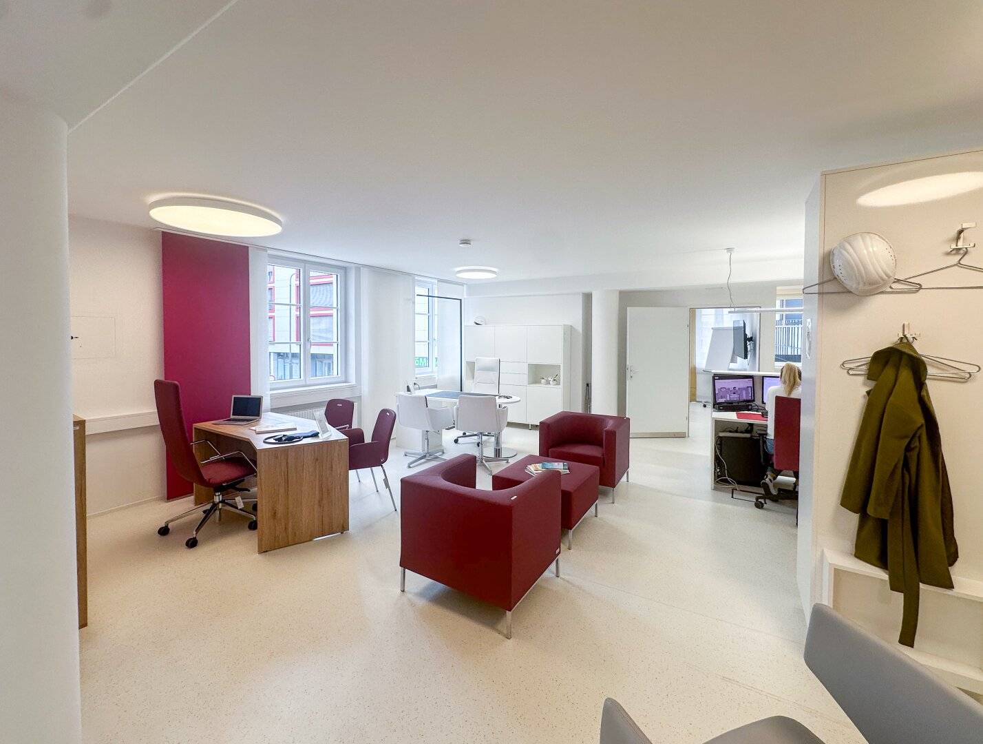 TOP INNER-CITY LOCATION PAIRED WITH GREAT FEATURES AVAILABLE FROM 1.11.2026