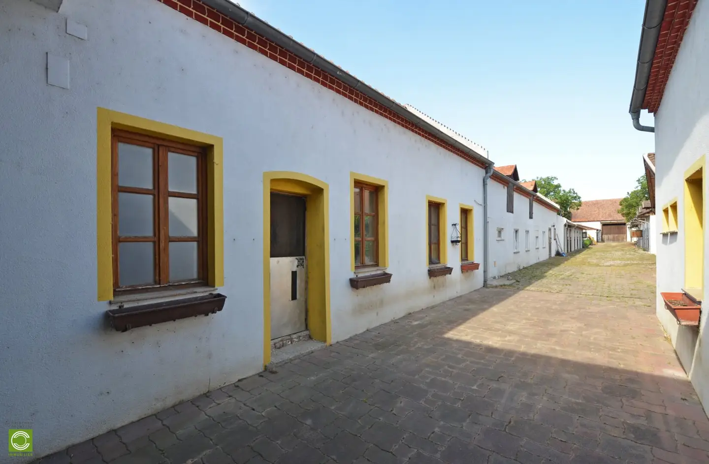 CHRISTOPH CHROMECEK IMMOBILIEN - RAUCHENWARTH - Spacious Streckhof for versatile use