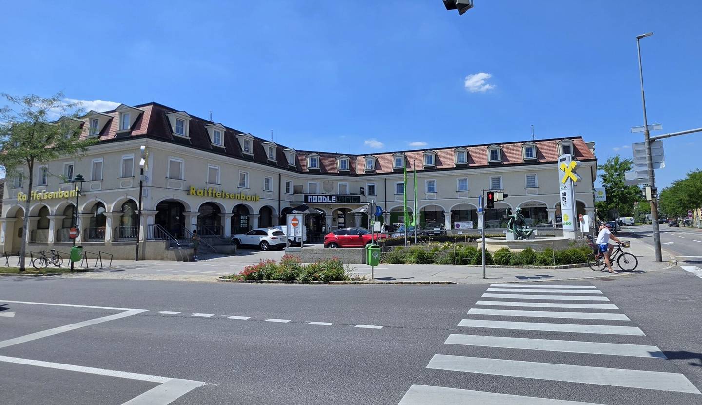 Living next to the Schlosspark – high-quality renovated new-build apartment in the heart of Laxenburg