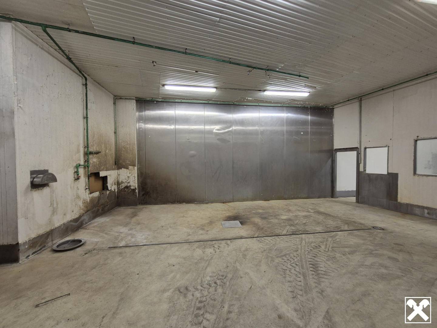 Gewerbliche Loftwohnung mit LKW Rampe und Büro