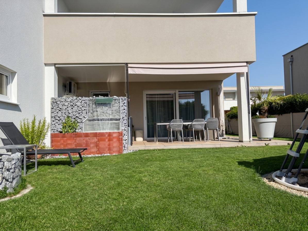 Erdgeschosswohnung mit großem Garten und Garage am Karlingberg