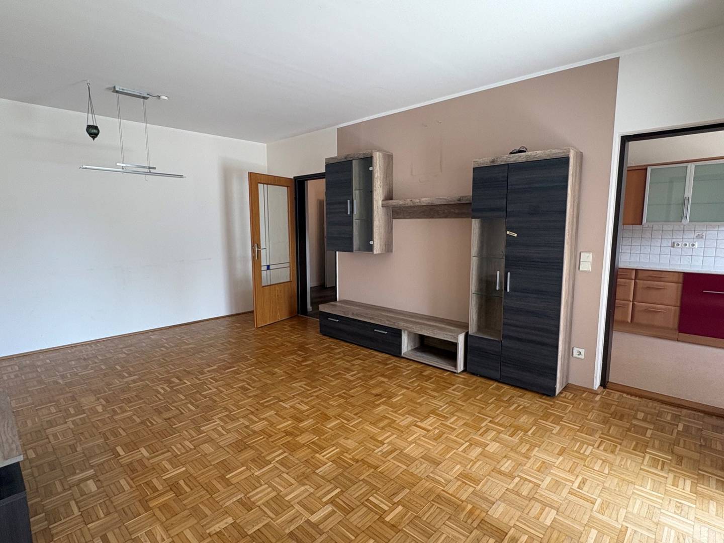 Modernisierte Familienwohnung ruhig mit Loggia