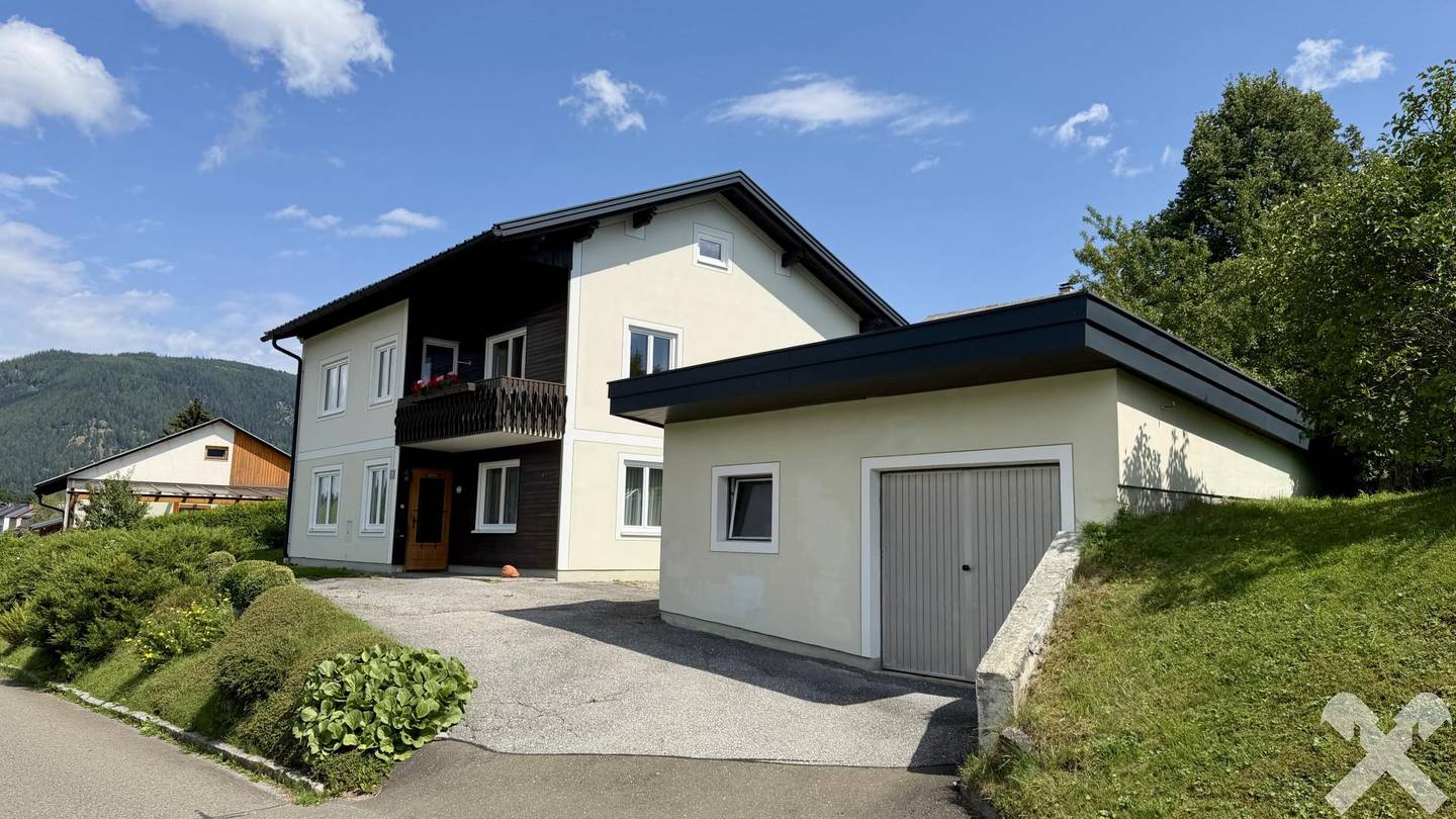 Ferienwohnung mit Wintergarten und großzügigem Garten
