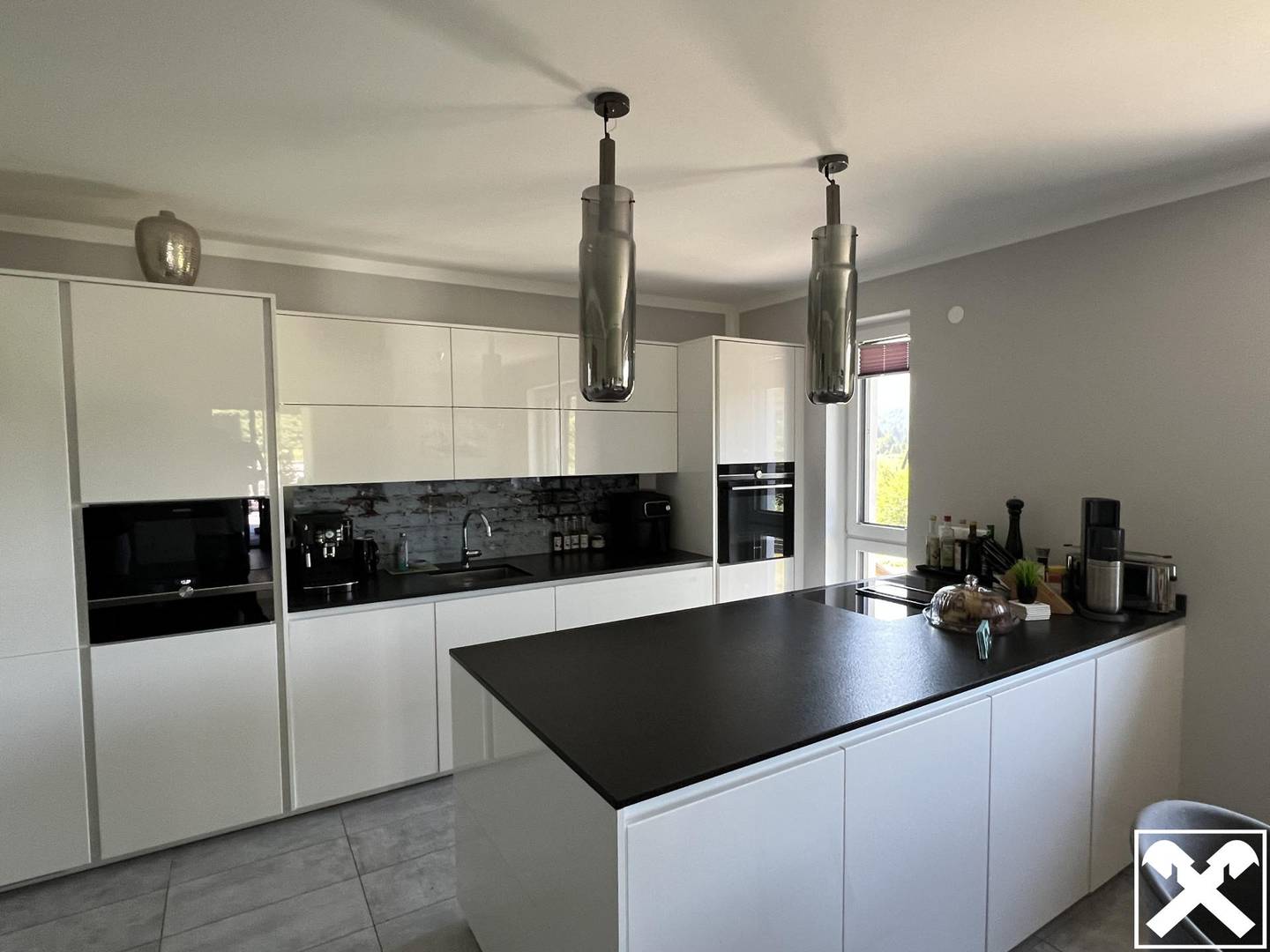 Exklusive Wohnung im Ensemble mit parkähnlichem Grundstück