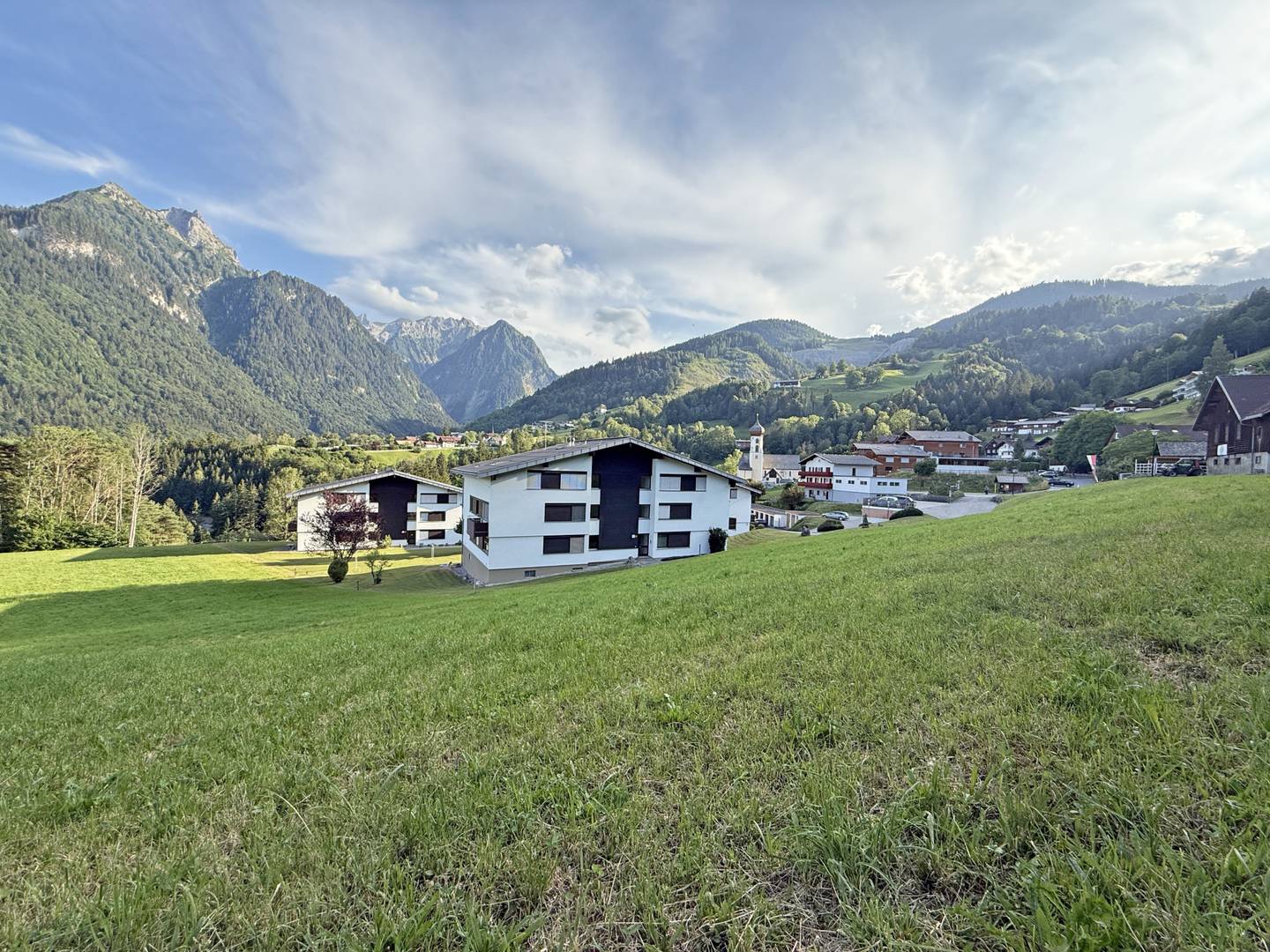 Wohnung mit Ferienwohnsitzwidmung und privatem Eigengarten