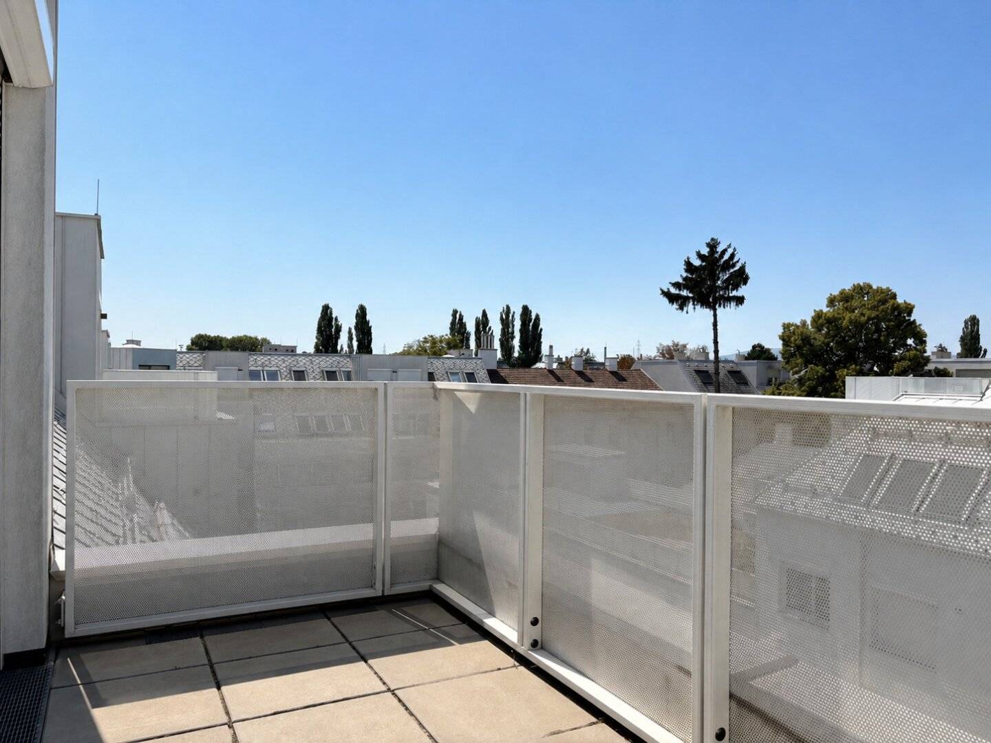 Investment property in Wien-Oberlaa: Bright 3-room apartment