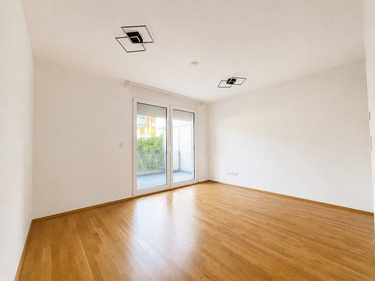 Kapitalanlage in Wien-Stadlau: Gepflegte Gartenwohnung mit Terrasse
