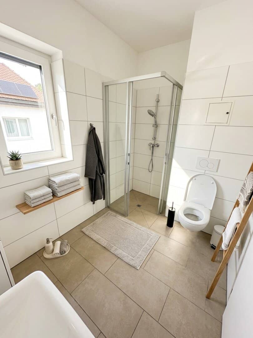 Bright and spacious 2-room apartment with balcony in Graz
