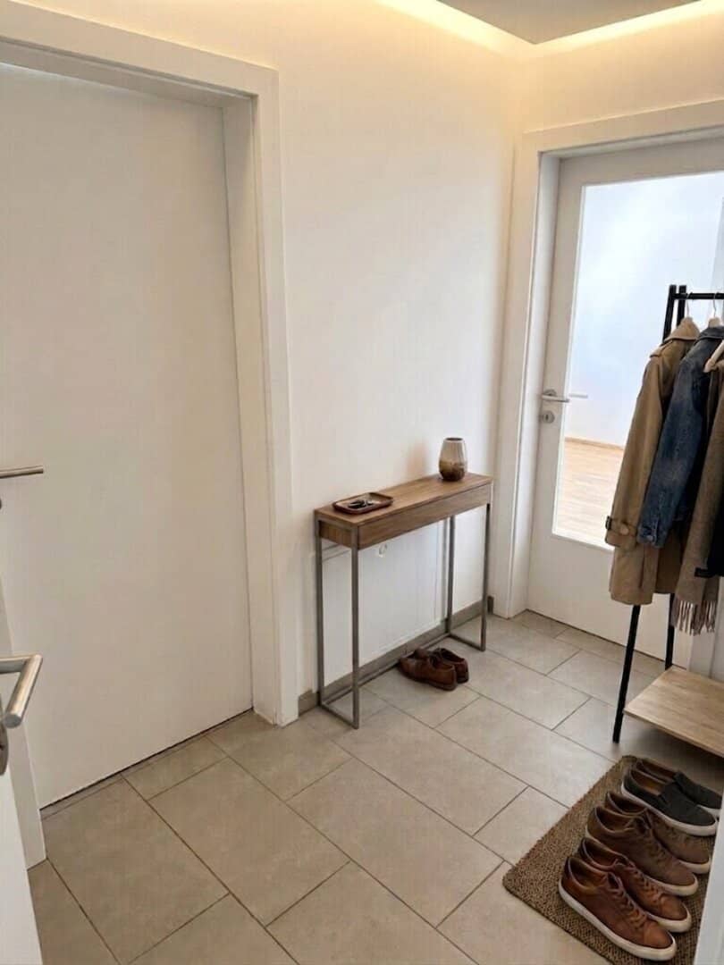 Bright and spacious 2-room apartment with balcony in Graz