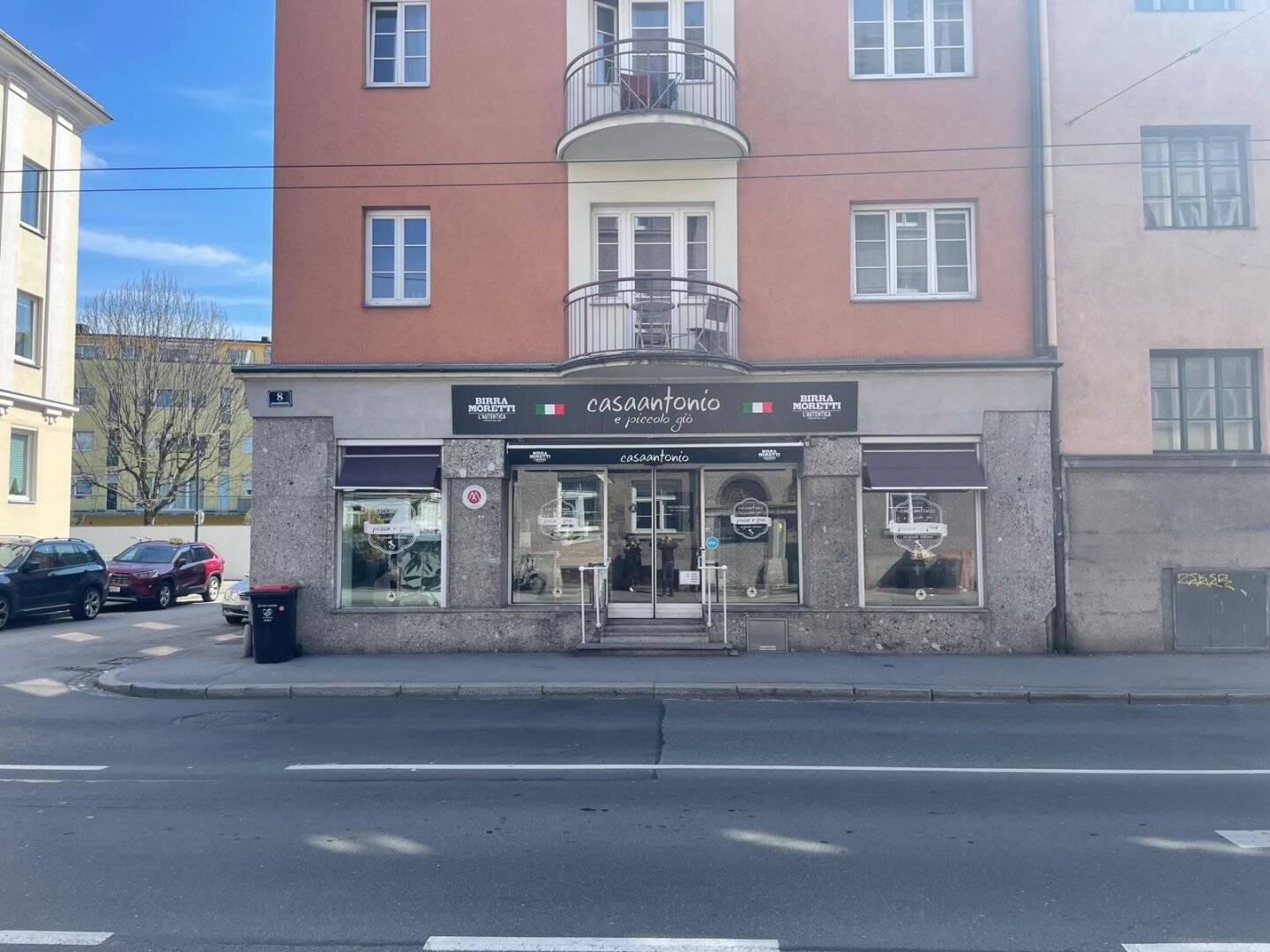 Attractive gastronomy premises - large kitchen in central location