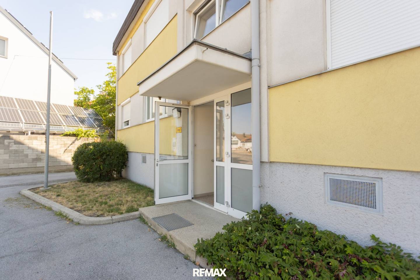 4-room with loggia and parking space