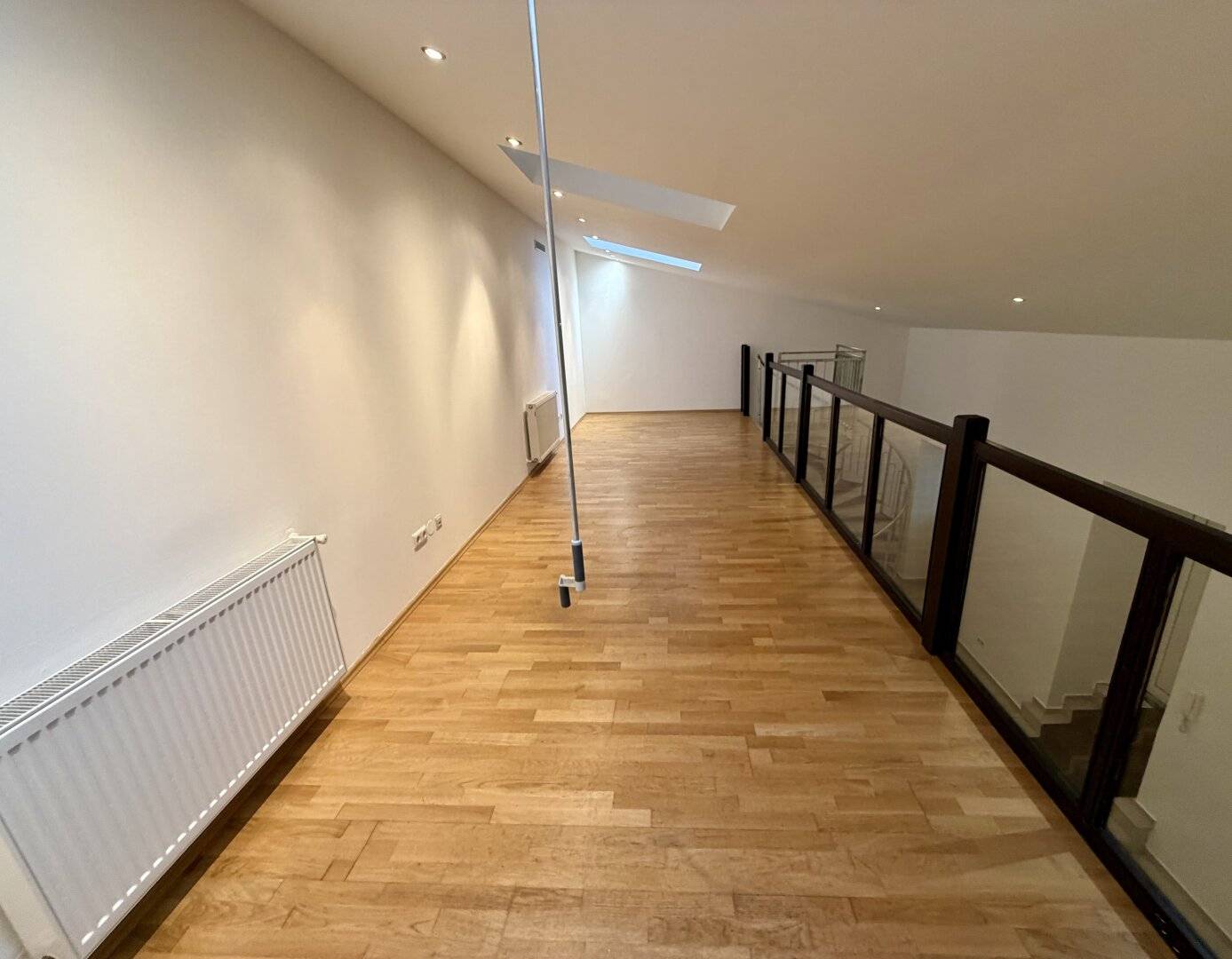 Bright office 71m² in the 3rd district, near subway, well maintained, rent from €1,494.40 monthly