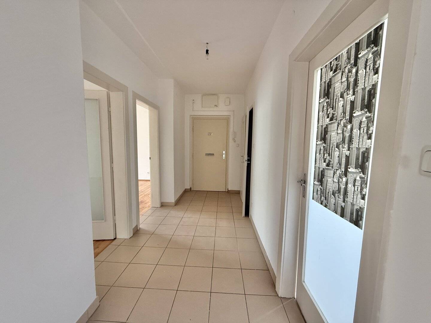 Bright 3-room apartment with balcony and parquet in 7400 Oberwart