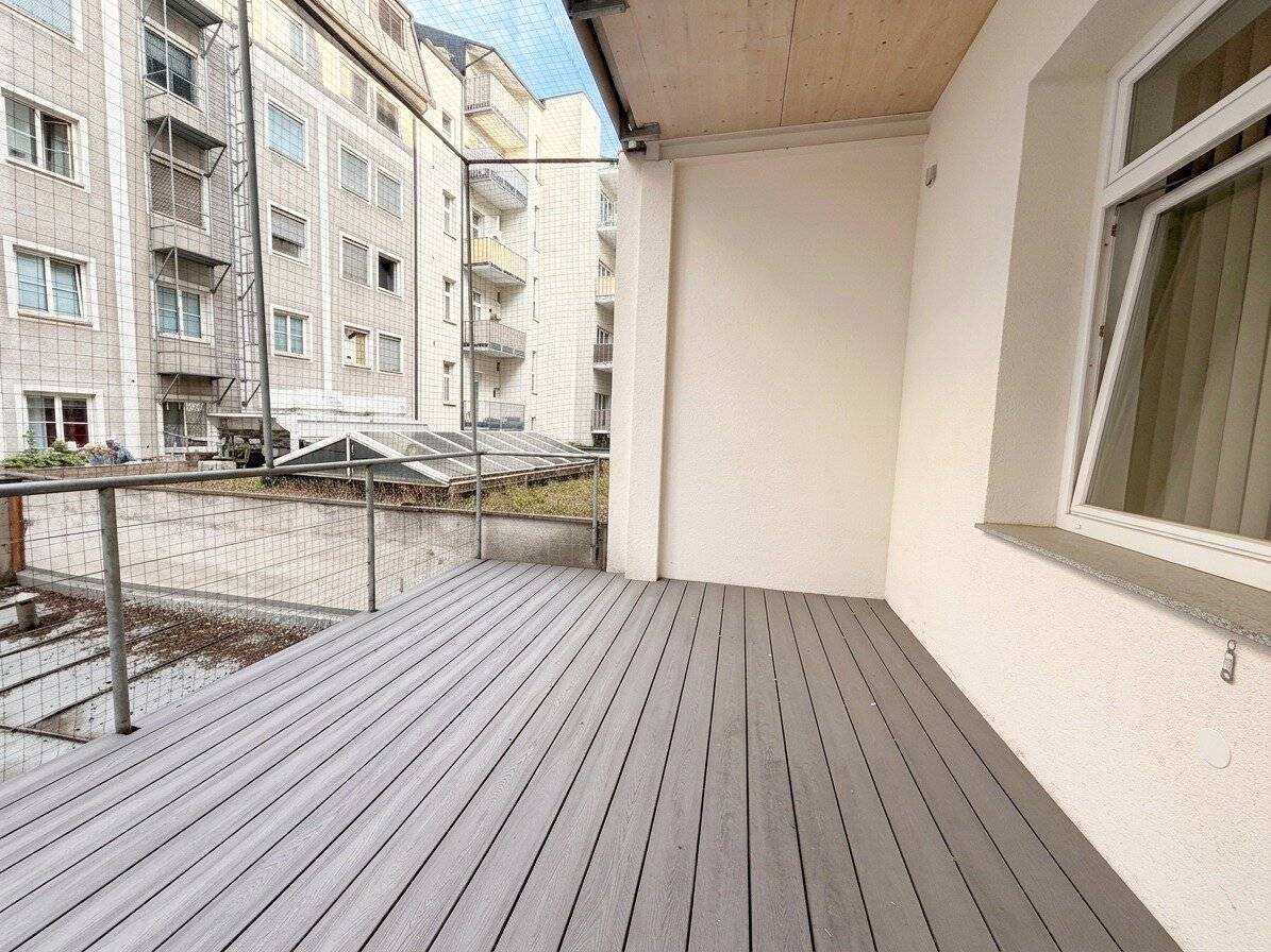 Flatshares take note Spacious generous room apartment in central location in Linz available immediately for rent