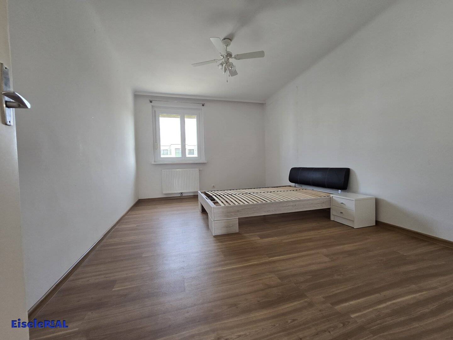 SINGLE od. PÄRCHENWOHNUNG  in Schwechat!