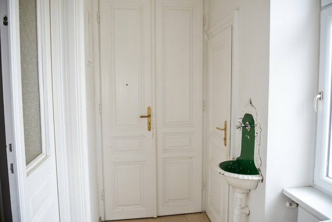 Attractive old building apartment, renovated and vacant Near U1 Reumannplatz