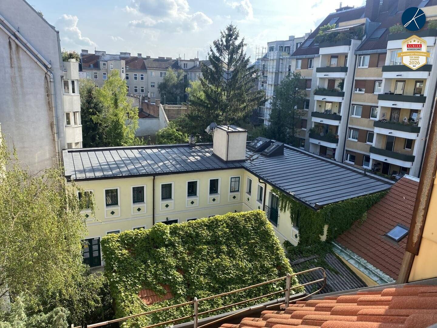 Attic studio with south terrace | Directly at tram line 2