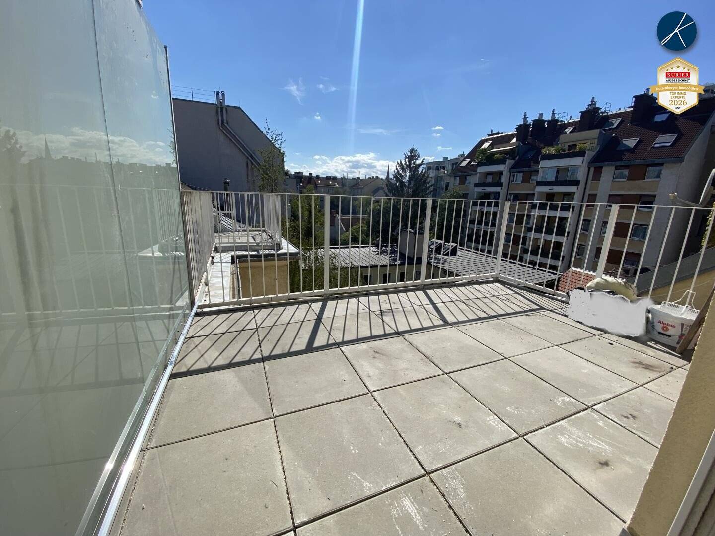 Attic studio with south terrace | Directly at tram line 2