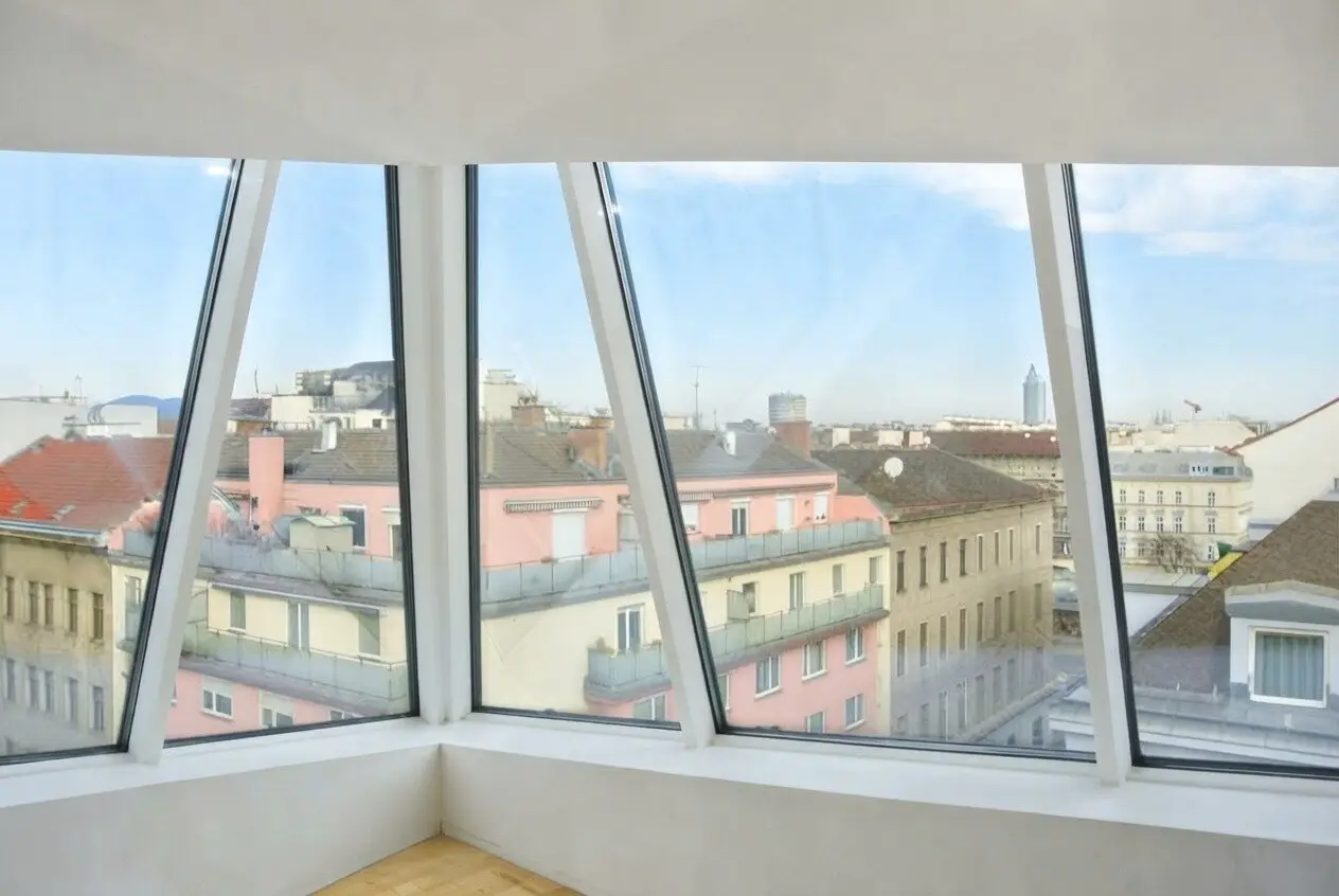 Attraktive Dachgeschosswohnung Nähe Augarten und Praterstern