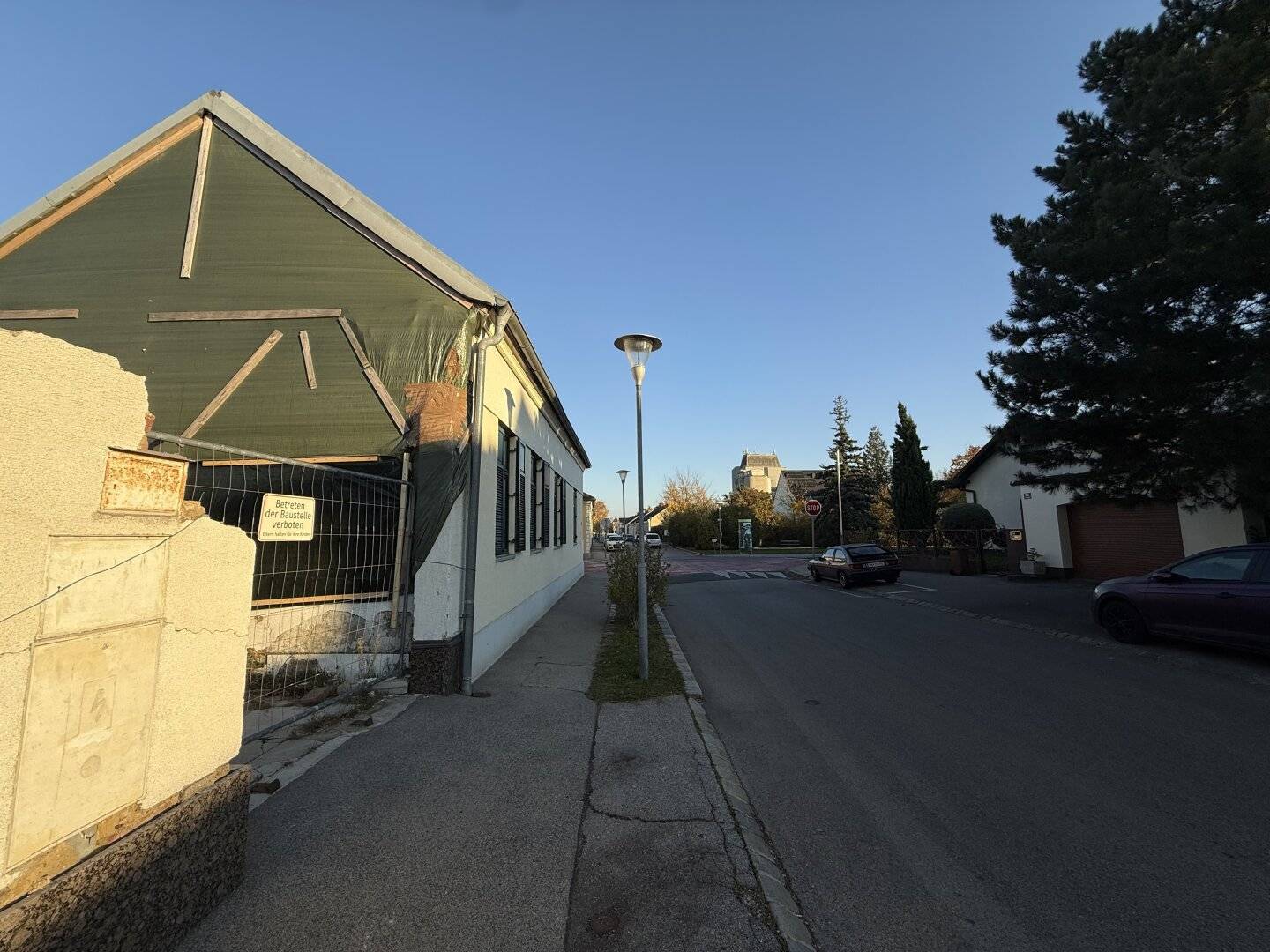 Plot in Guntramsdorf – Building permit for 295m² living space issued, individual development also possible
