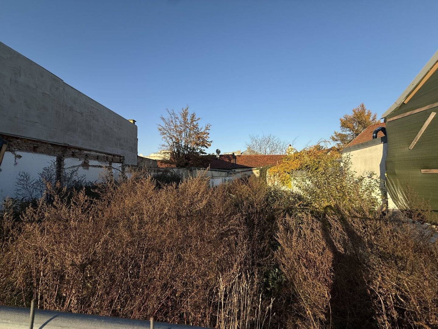 Plot in Guntramsdorf – Building permit for 295m² living space issued, individual development also possible