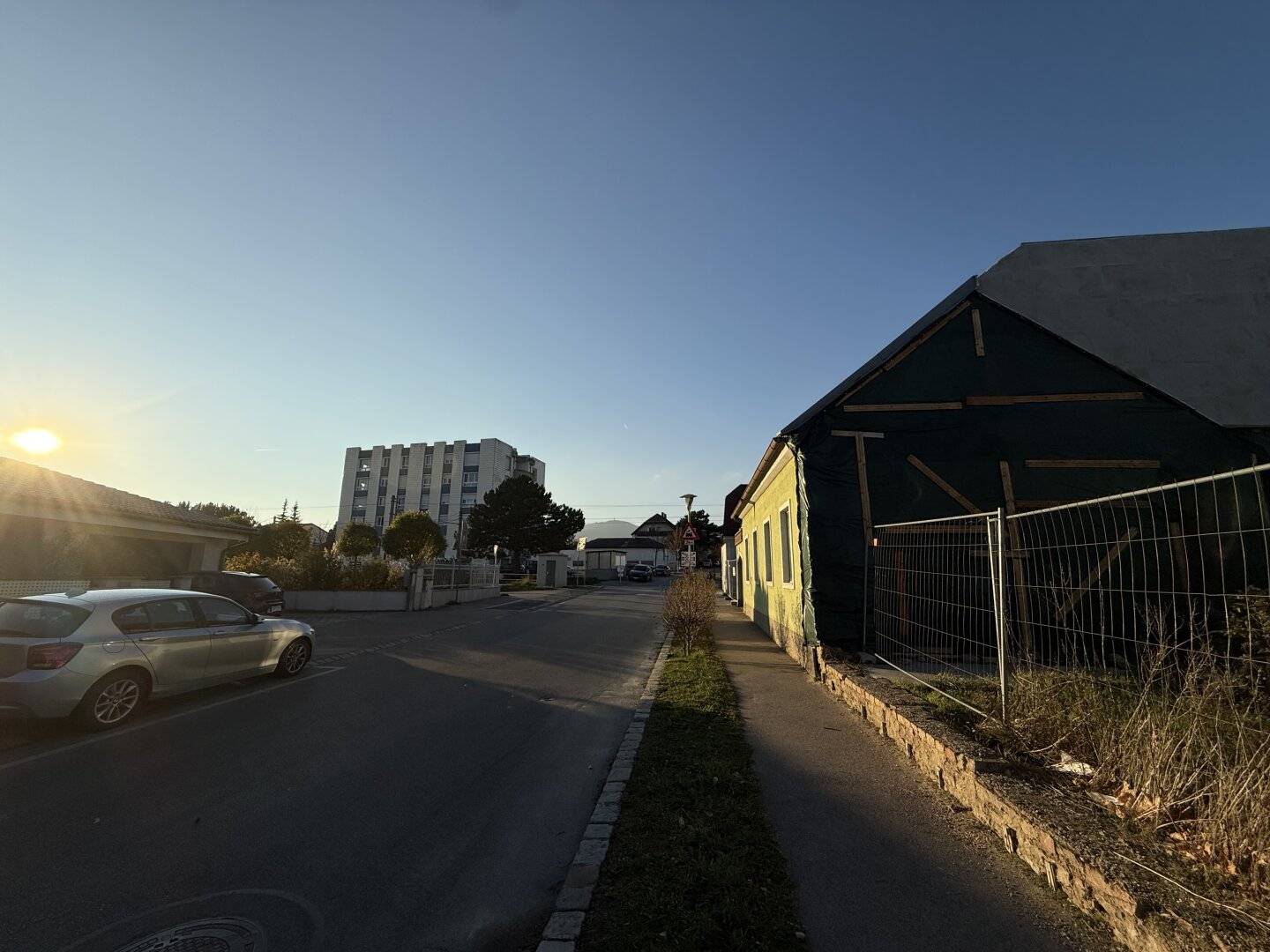 Plot in Guntramsdorf – Building permit for 295m² living space issued, individual development also possible