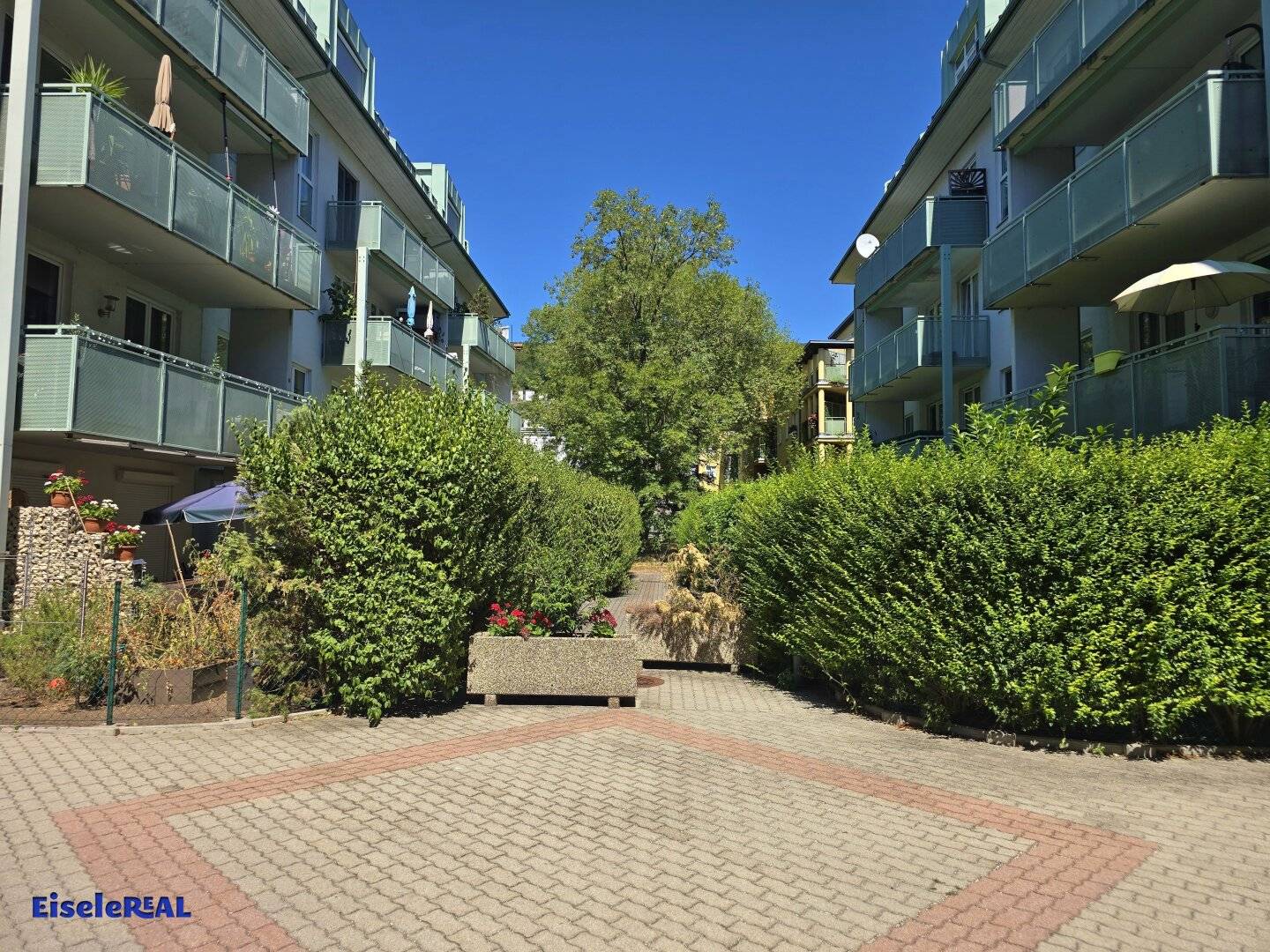 Great 3-room apartment parking plus heating