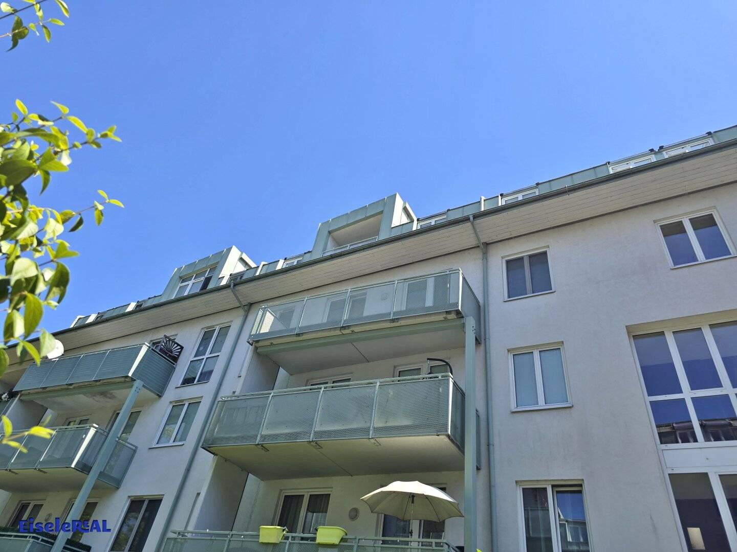 Great 3-room apartment parking plus heating