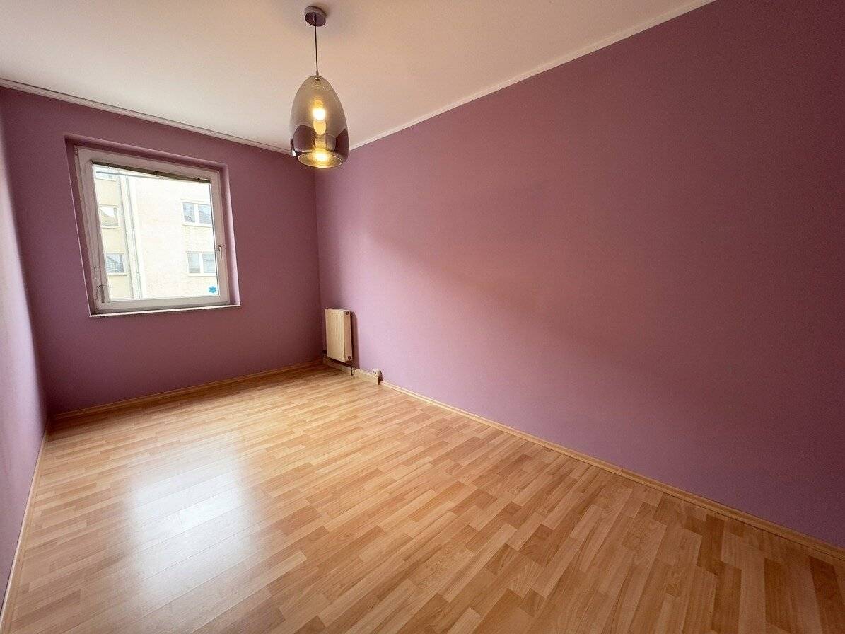 Living in Döbling | U4 - 3 minutes on foot | Courtyard | French balcony | triple glazing | Döblinger Bad