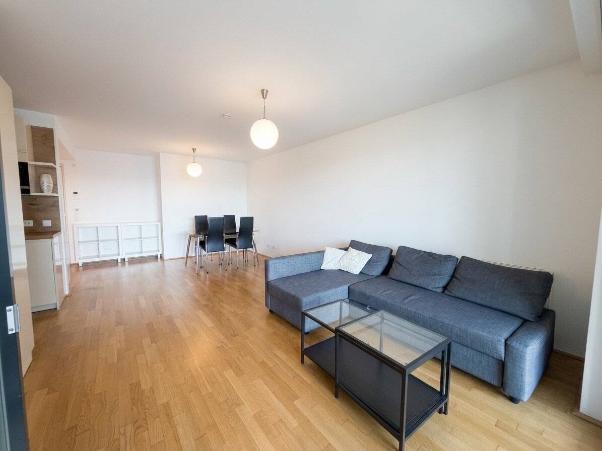 Moderne 2-Zimmer-Wohnung mit großzügiger Loggia, DC&amp;Kahlenberg-Skylineblick, Garagenplatz, Fitness &amp; Sauna im DC Living