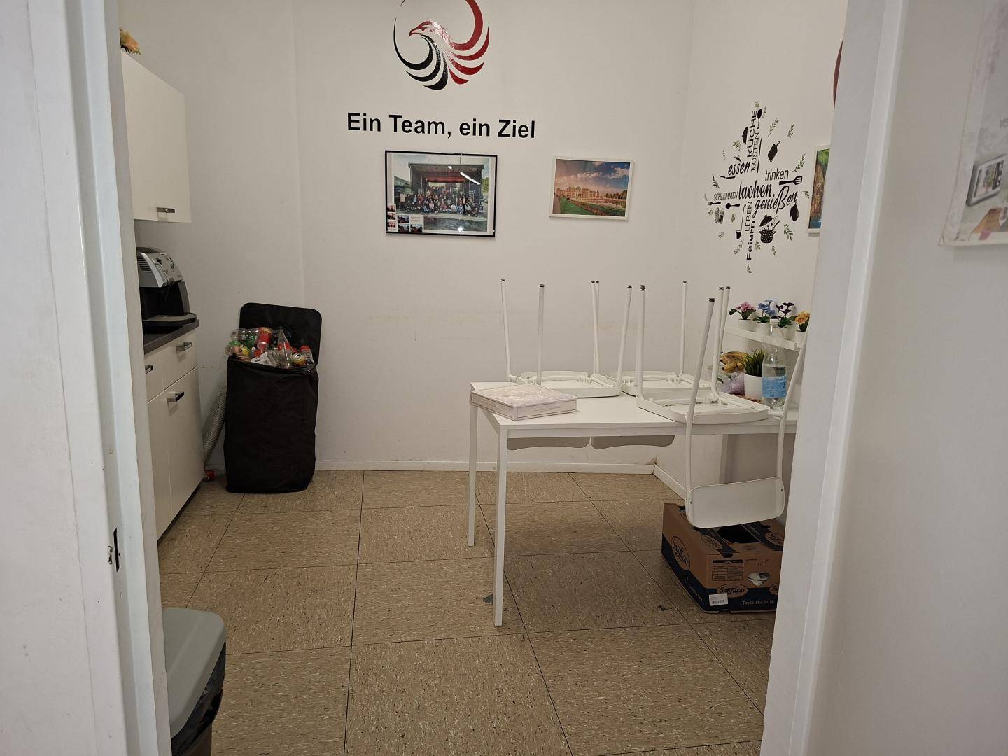 Long term let investment apartment centrally located