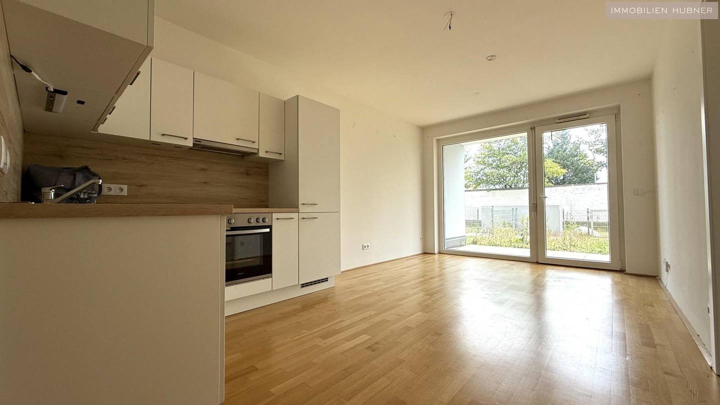 Wohnung with private garden and terrace