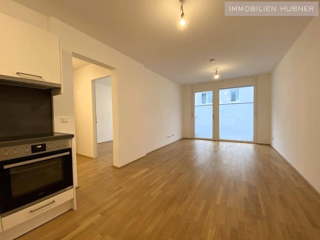 Bright new build apartment with large balcony