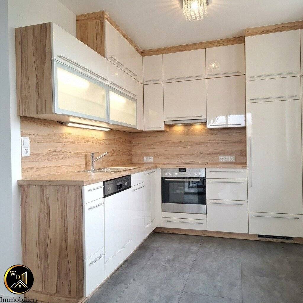 Wohnglück-sanierte 3 Zimmer Wohnung mit großer Loggia-Ihr neues Zuhause zum verlieben!
