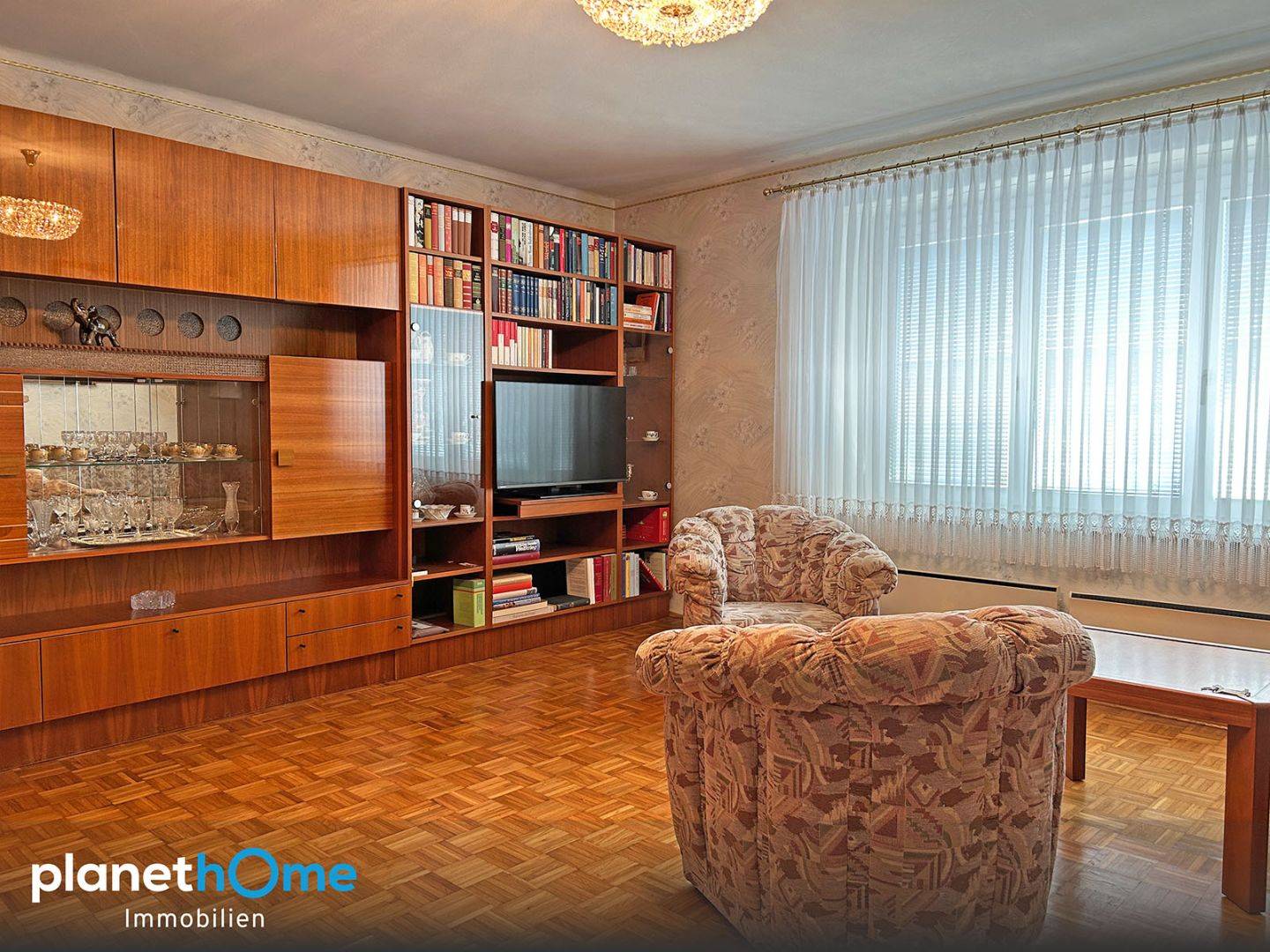 Historic holiday apartment with private garden