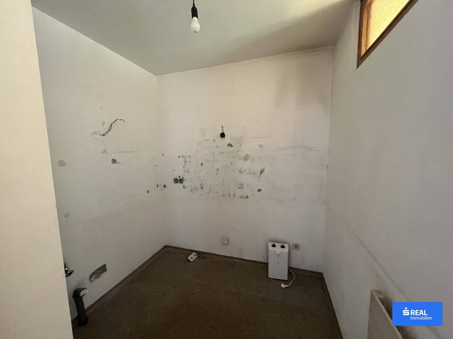 2-room apartment in Villach with approx. 42 m², ideal for renovating!