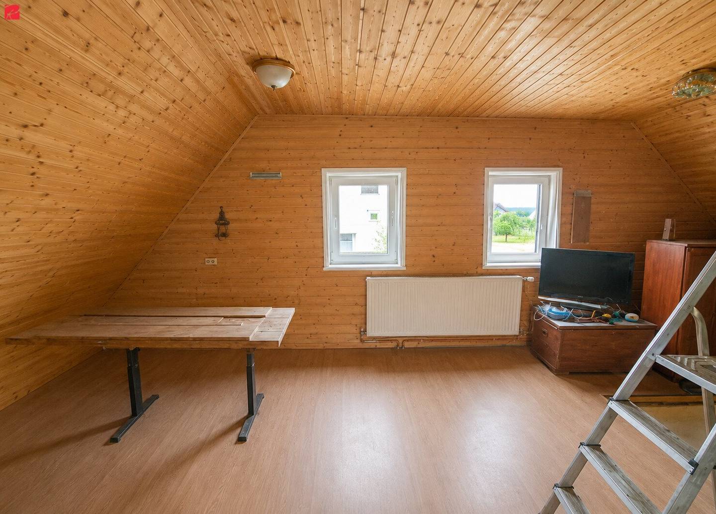 In need of renovation with orchard and well near Fürstenfeld
