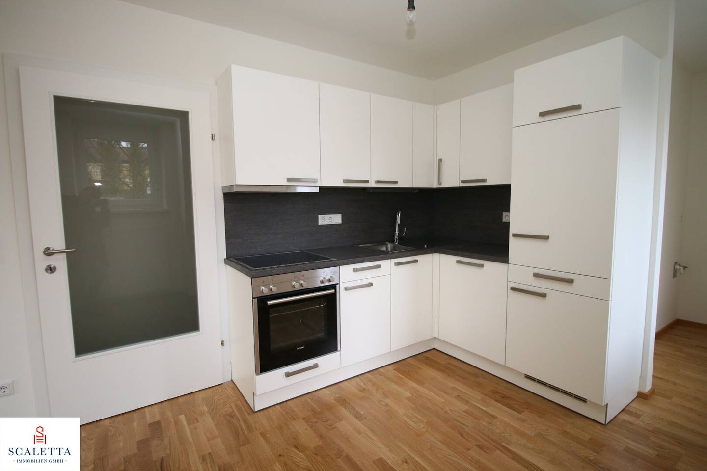 Modern 2-room garden apartment with terrace and parking space in Salzburg, ground floor