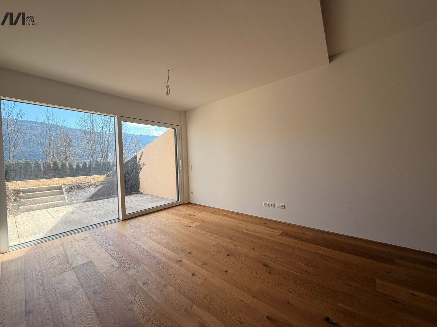 2-room garden dream with lake access