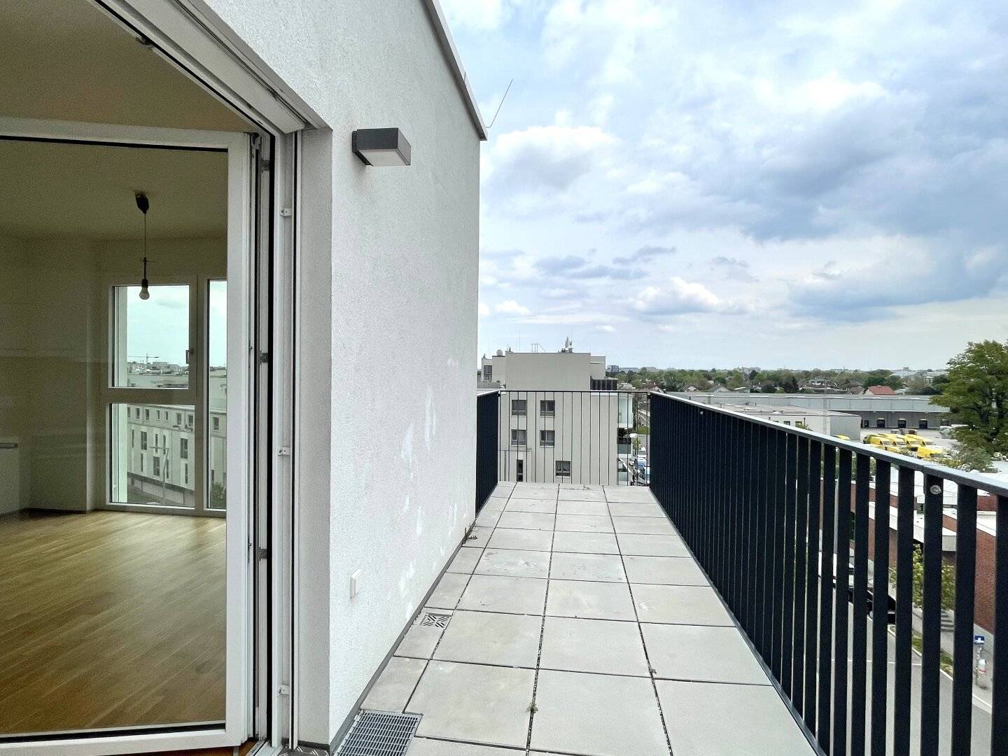 Modern and bright 3-room apartment near S-Bahn Erzherzog-Karl-Straße