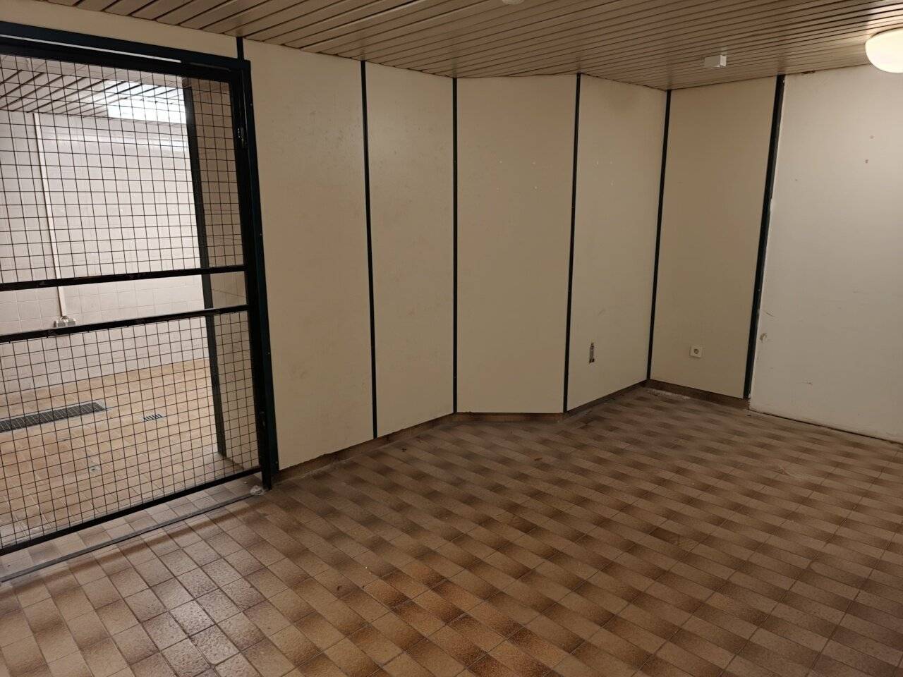 Storage space at Schwarzenbergplatz