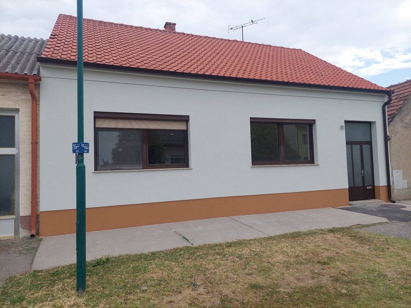 2422 Pama - Landhaus sucht Familie