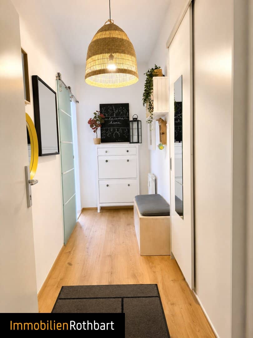 Spacious 5-room apartment with 2 balconies in Graz