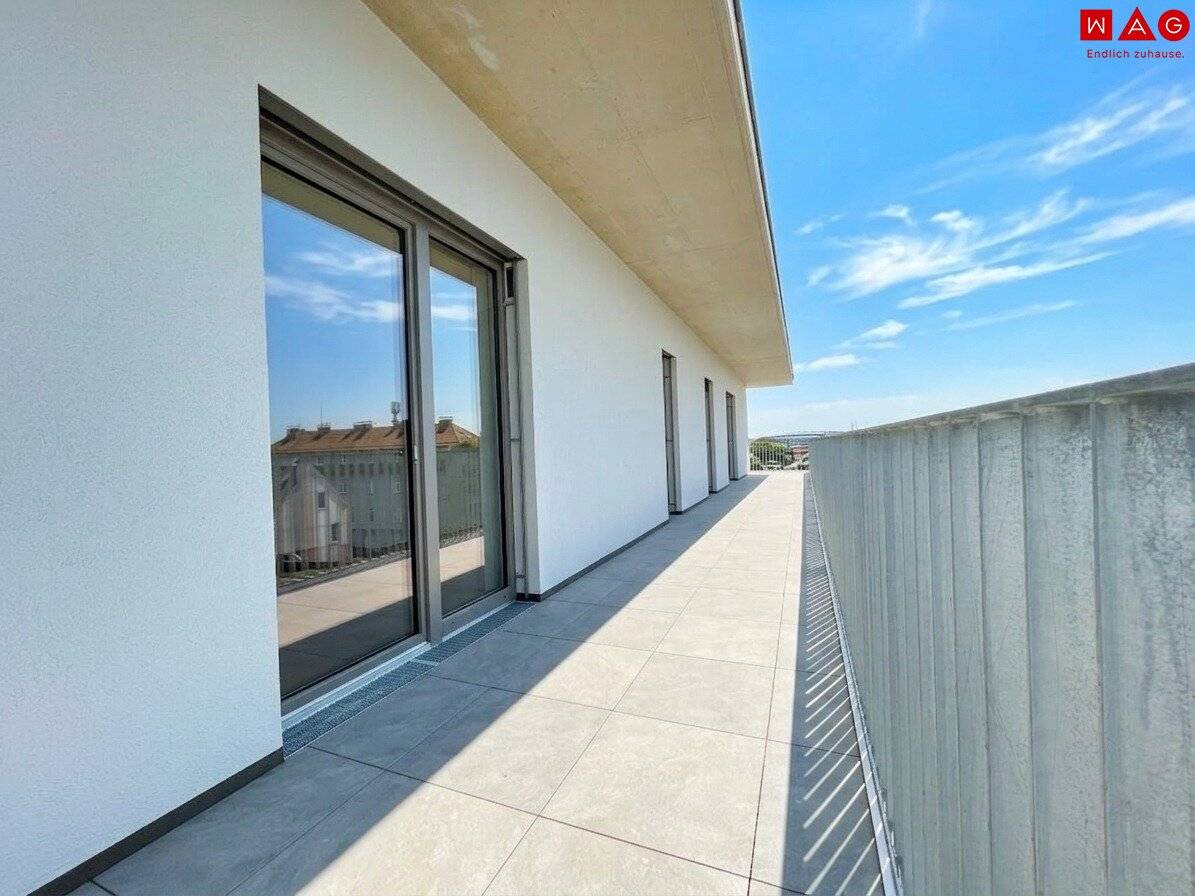 Erstbezug: Moderne 3-Zimmer-Wohnung mit riesigem Balkon!