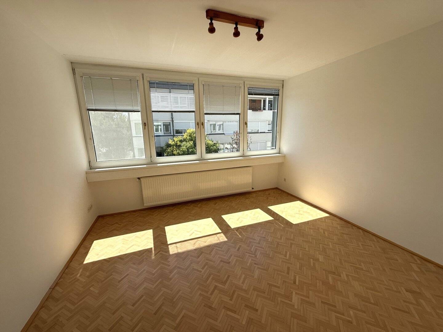 4-room maisonette apartment on 3 levels in Straßergasse