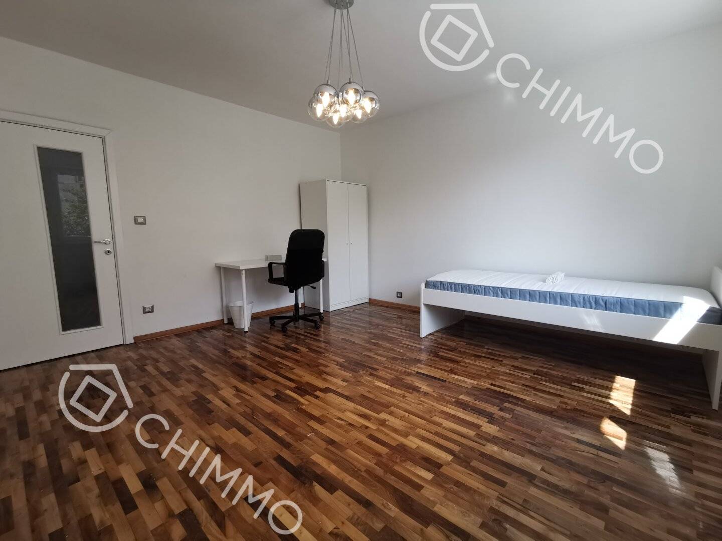 Shared flat room for rent 549 Euro per month! Student and single residence