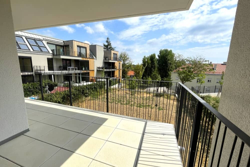 Newly completed apartment with sunny terrace and distant view