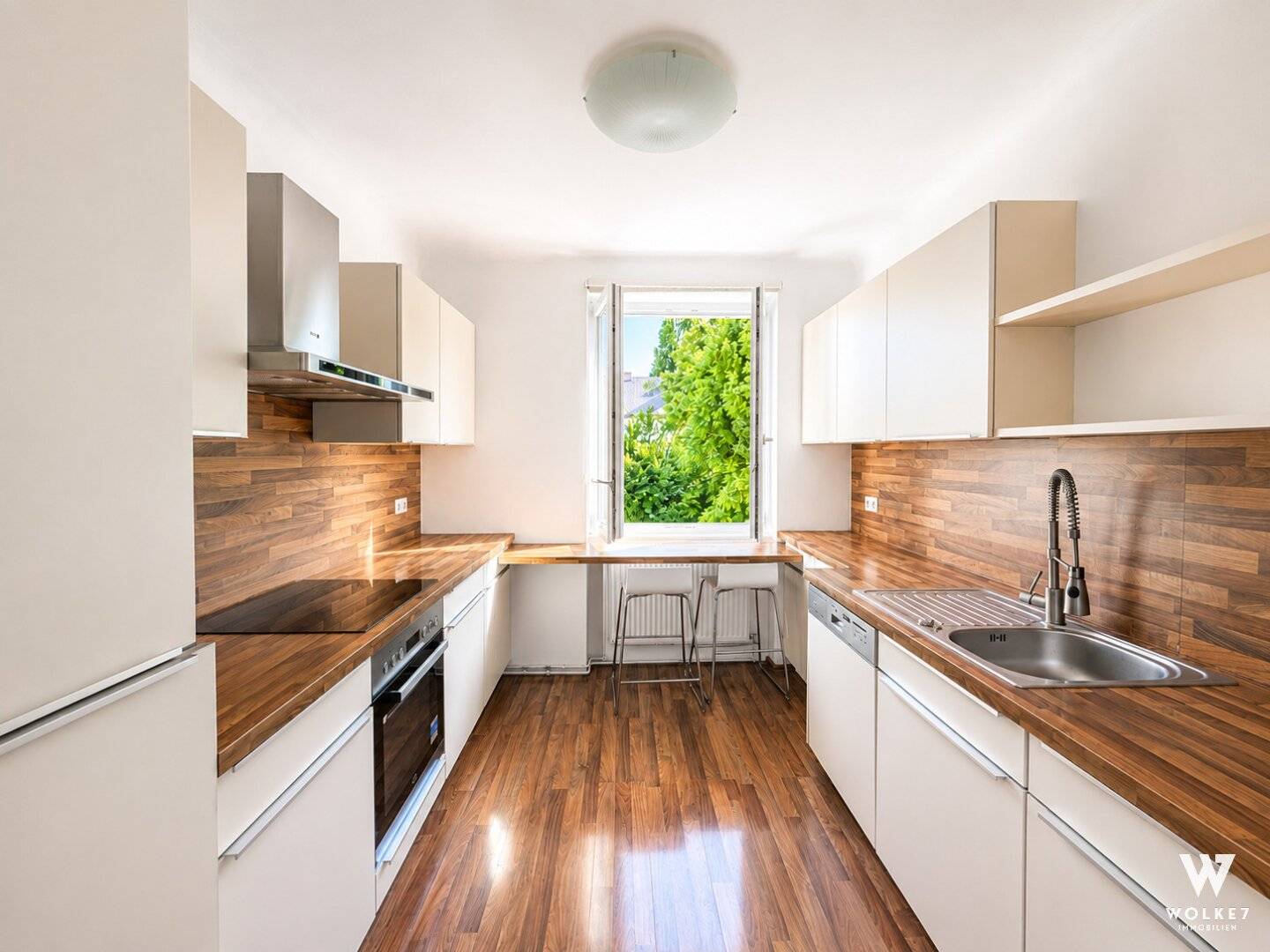 Bright 3-room apartment in absolute quiet with dream green view in 1230 Vienna | Very well maintained communal garden